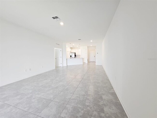 Building Photo - 652 Daring Dr