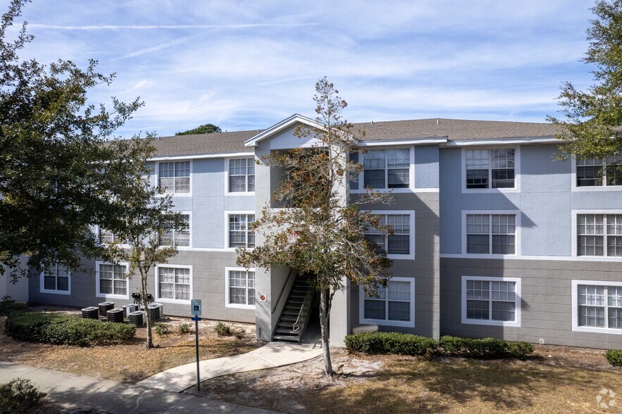 Building Photo - Courtney Manor Apartments