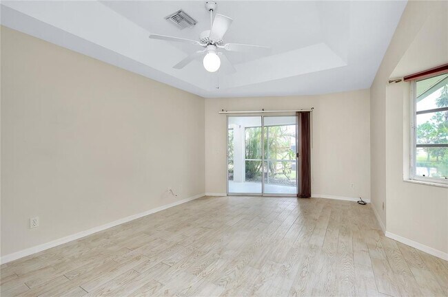Building Photo - 15140 Lyneburg Ave