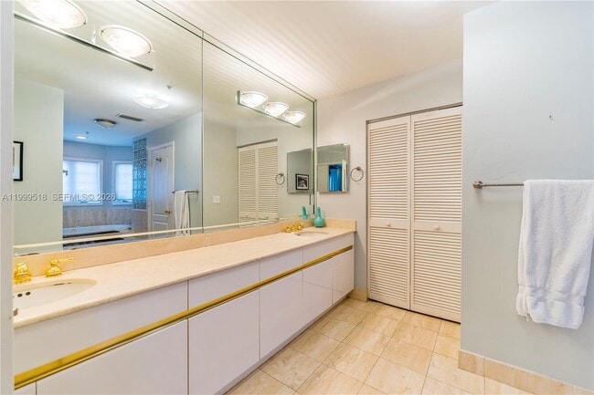 Building Photo - 1413 Sunset Harbour Dr