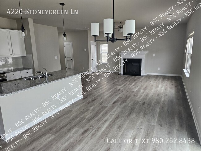 Building Photo - 4220 Stoneygreen Ln