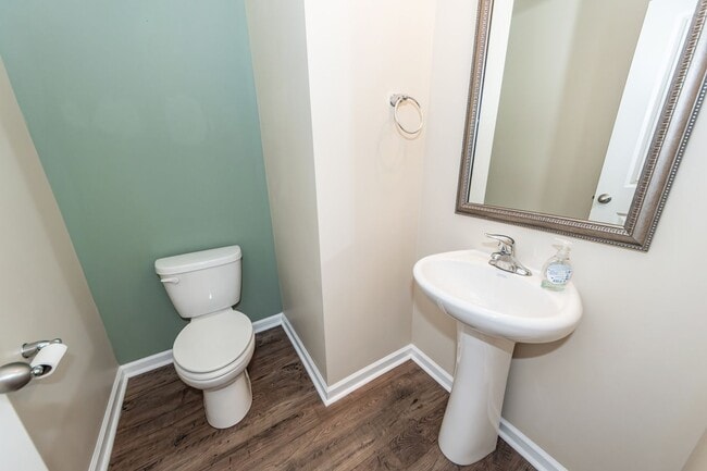 Building Photo - 3 Bedroom, 2.5 Bathroom Home in Hunters Bend - Ladson