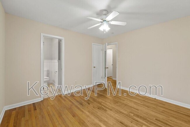 Building Photo - 1001 Beverly Heights Dr