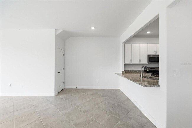 Building Photo - 14832 Lyla Ter