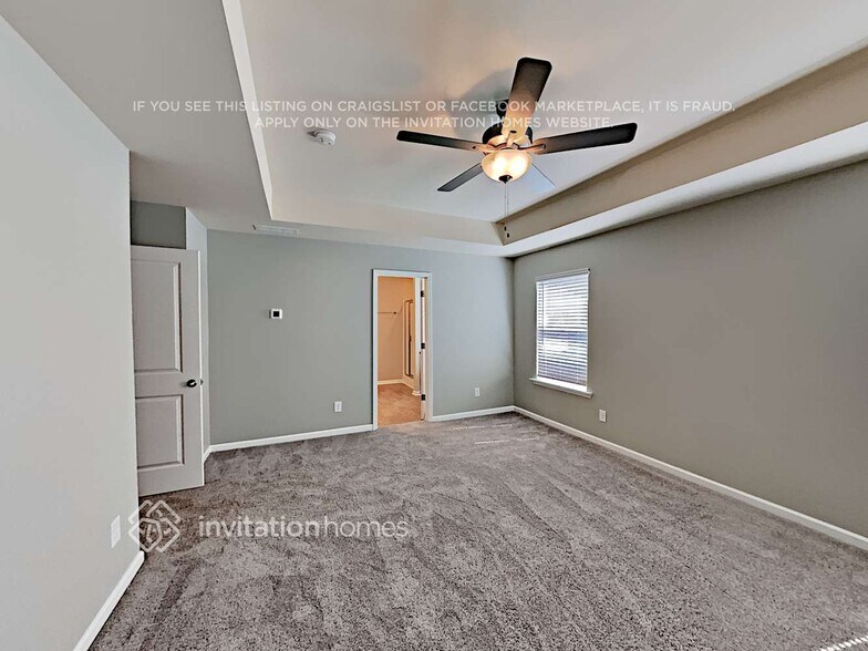 Building Photo - 577 Shady Glen