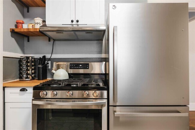 Building Photo - 2623 Salado St