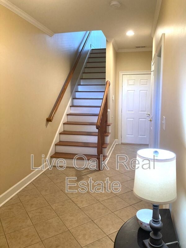 Building Photo - 937 Bolling Ave