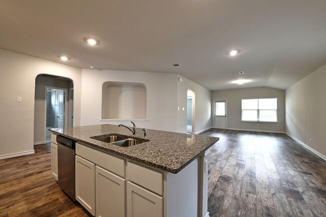 Building Photo - SINGLE STORY LIVING  |  RESORT STYLE AMENI...