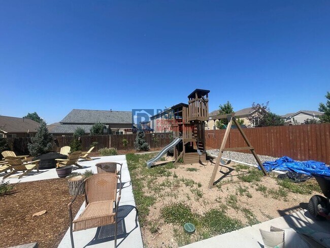 Building Photo - 10470 Mount Emerald Dr