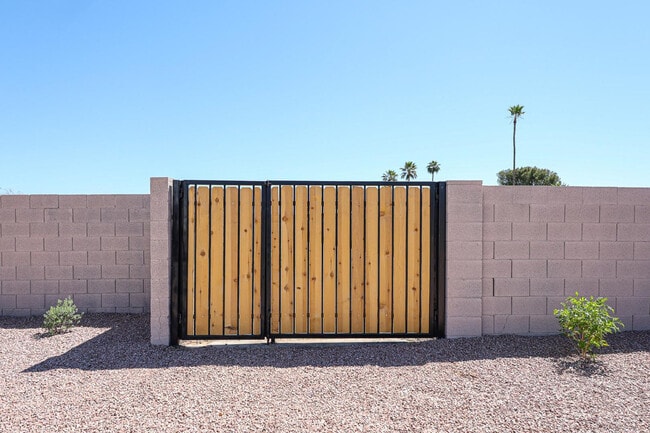 Building Photo - 12009 N 34th St