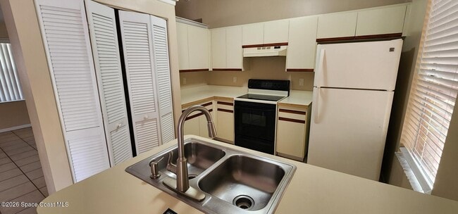 Building Photo - 6470 Stillwater Ave