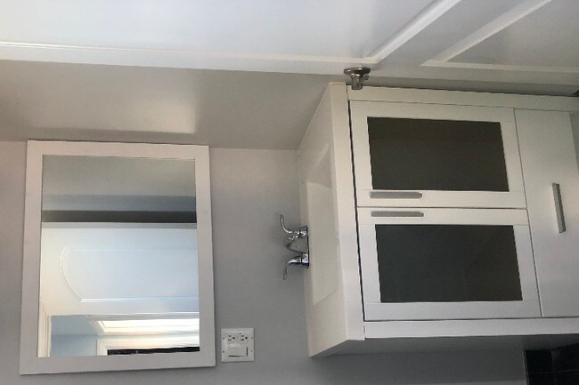 Building Photo - 12658 Welby Way