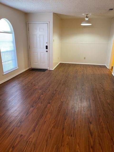 Building Photo - 4705 Diaz Ave