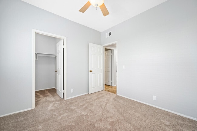 Building Photo - 945 Finnell Way