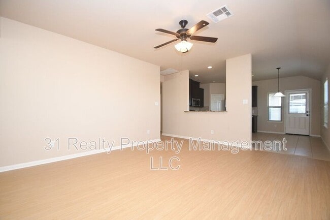 Building Photo - 10015 Bitternut Hickory Ln