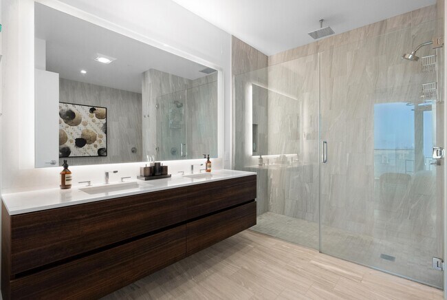 Building Photo - 280 Spear St