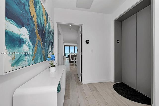 Building Photo - 480 NE 31st St