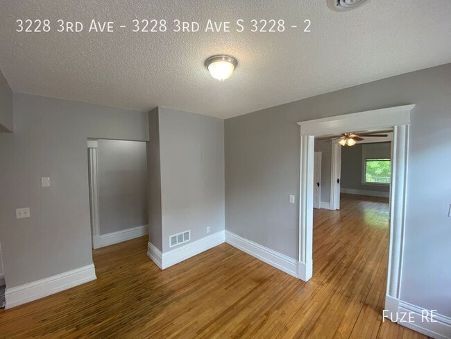 Building Photo - 3228 3rd Ave S