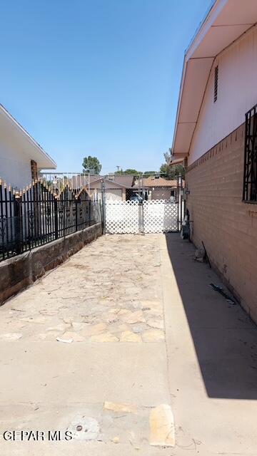 Building Photo - 11516 Jim Ferriell Dr
