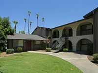 Building Photo - Casa Del Rey Apartments