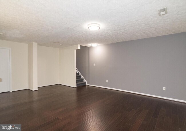 Building Photo - 3525 Upper Mill Ct