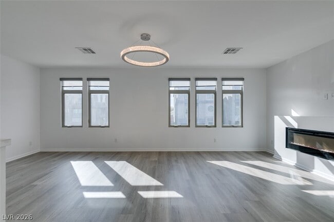 Building Photo - 8048 Haywood Estate Ave