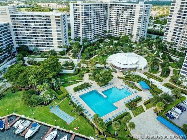 Building Photo - 600 Three Islands Boulevard