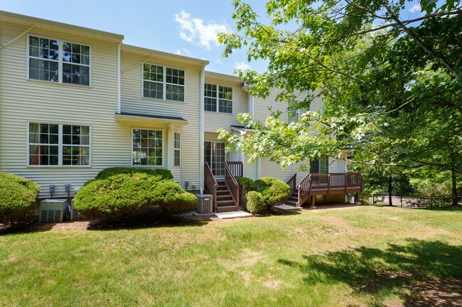 Building Photo - 29 Garfield Way
