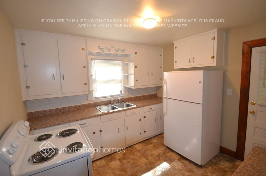Building Photo - 1501 McCormick Ave