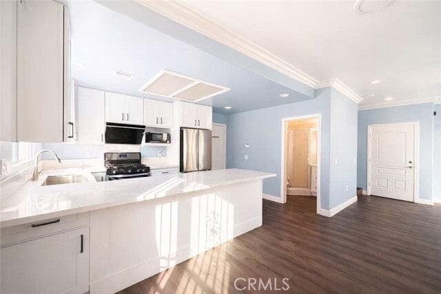 Building Photo - 5223 Sereno Dr