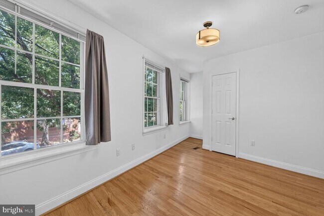 Building Photo - 1408 Florida Ave NW