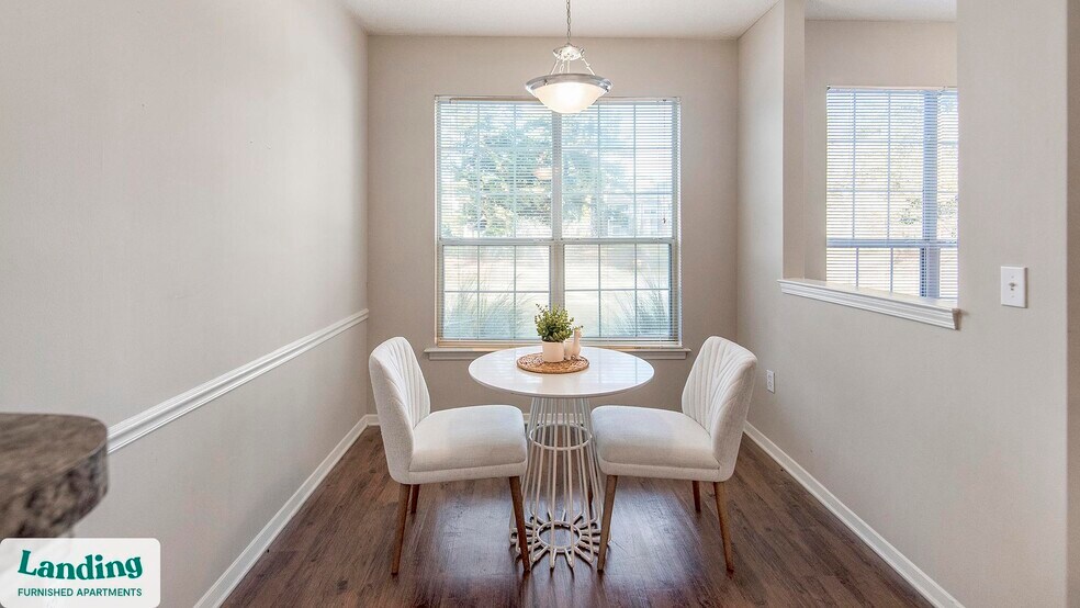 Building Photo - 7865 Grove Ct W