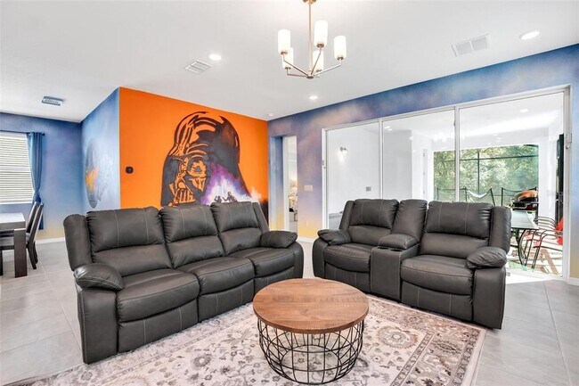 Building Photo - 1919 Tropical Palms Cir