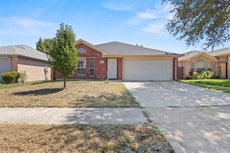 Building Photo - 6003 Flyers Ln