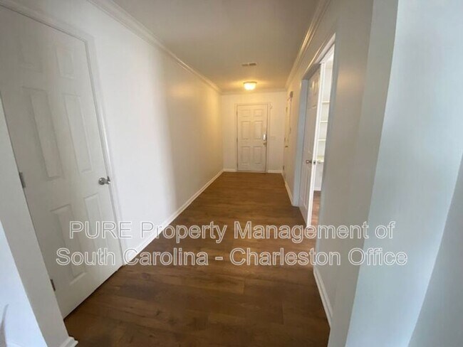 Building Photo - 1604 Ashley Ct