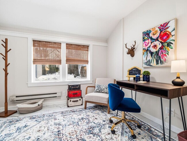 Building Photo - 3746 Northwood Rd