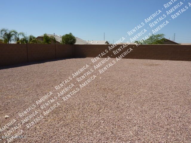 Building Photo - 910 S 118th Ln