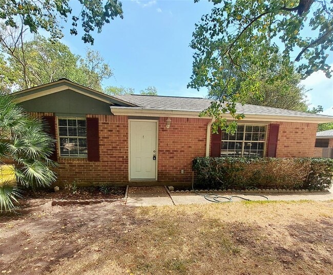 Building Photo - 4821 Geraldine St