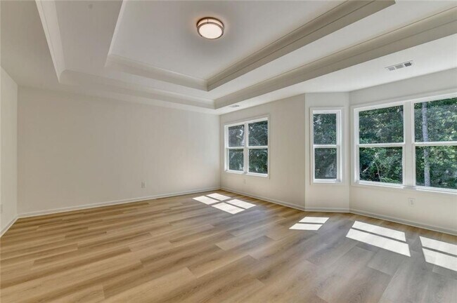 Building Photo - 9135 Fox Trail Ln
