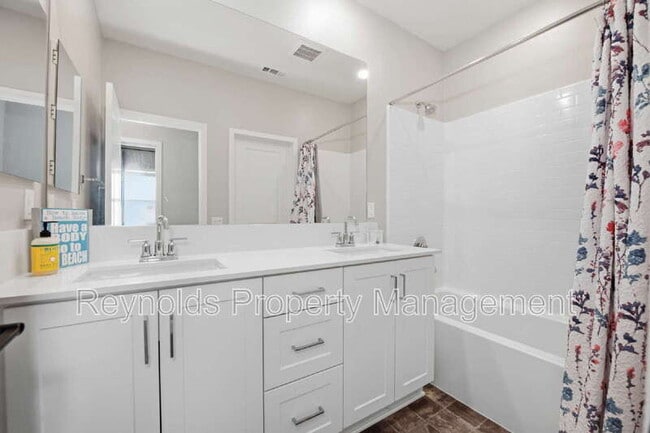 Building Photo - 10517 Theseus Ct