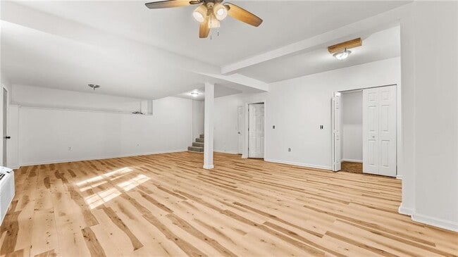 Building Photo - 405 Christopher Ln