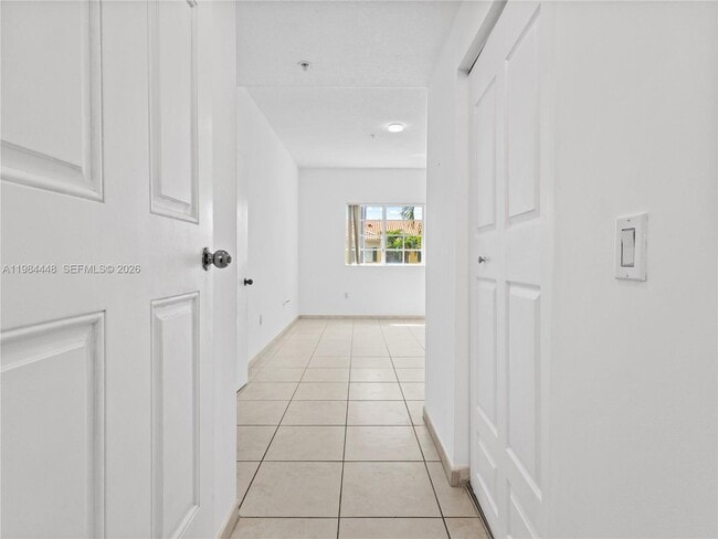 Building Photo - 7260 NW 114th Ave