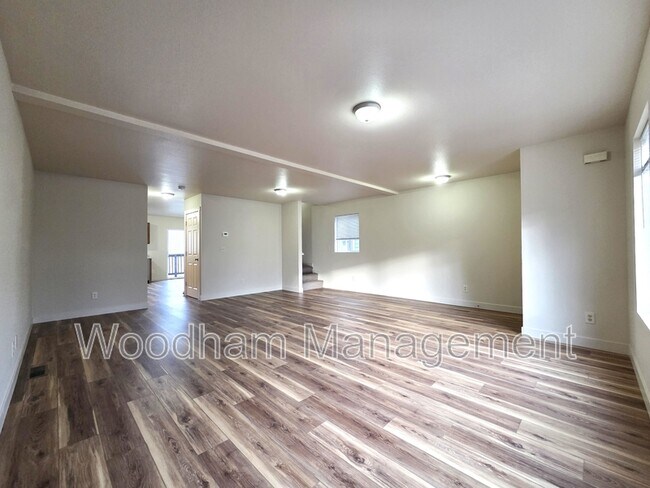 Building Photo - 1759 W Kagy Blvd