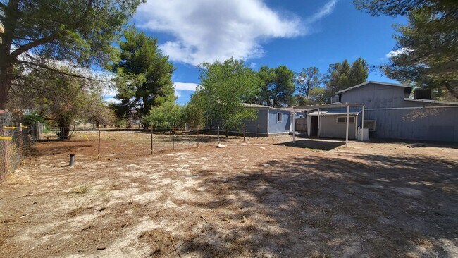 Building Photo - 521 Alaska Way