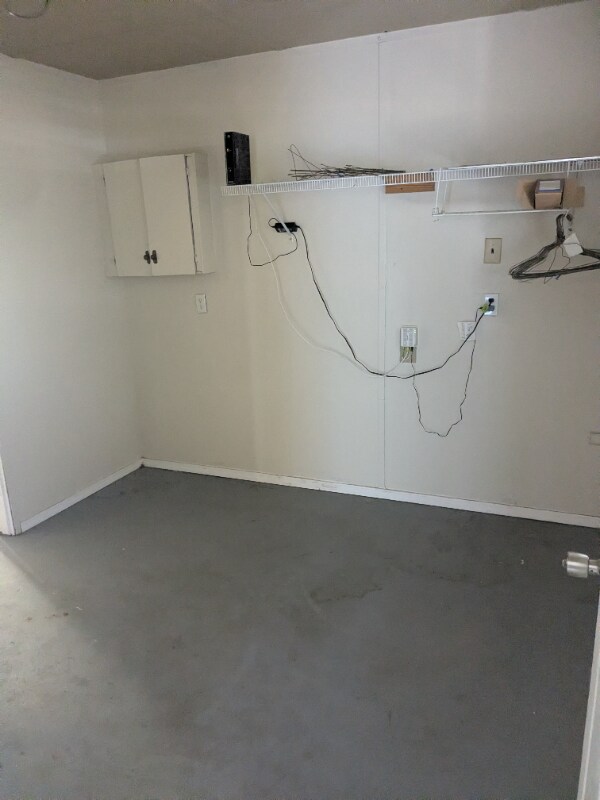 Building Photo - 1561 Repoll Rd