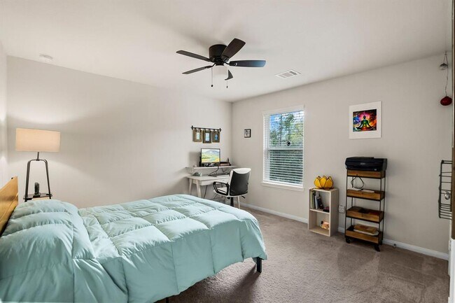 Building Photo - 7091 Silverleaf Oak St