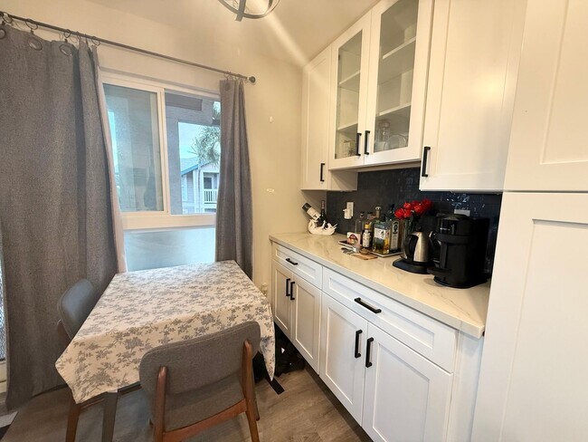 Building Photo - Available 12/15/2025 – Beautiful 2BR/2BA Unfurnished Condo at Iao Parkside, Wailuku