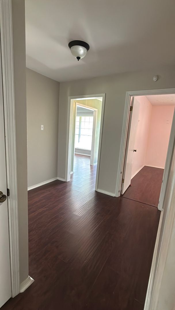 Building Photo - 1548 Ramberlyn Way