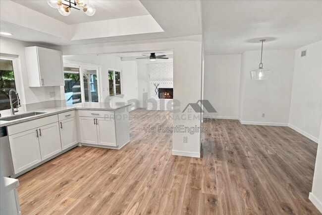 Building Photo - 25753 Rana Dr