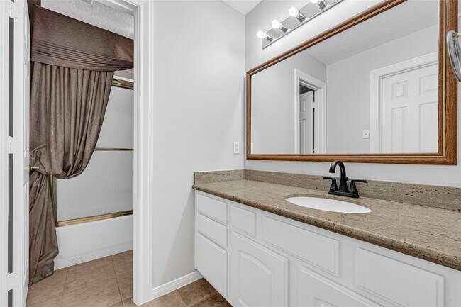 Building Photo - 8619 Arranmore Ln